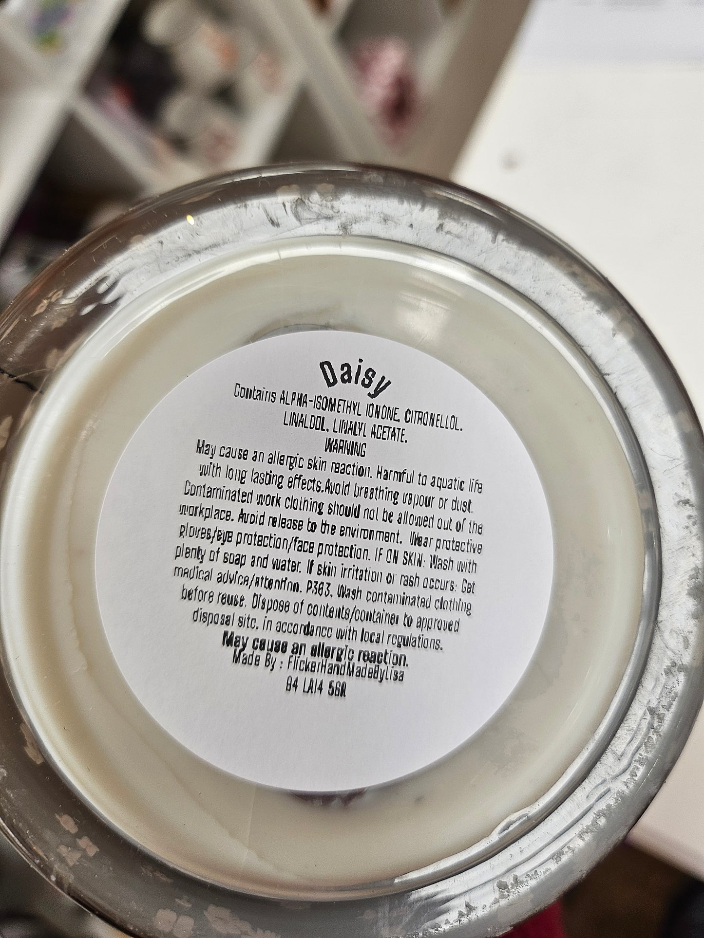 Large Daisy Candle